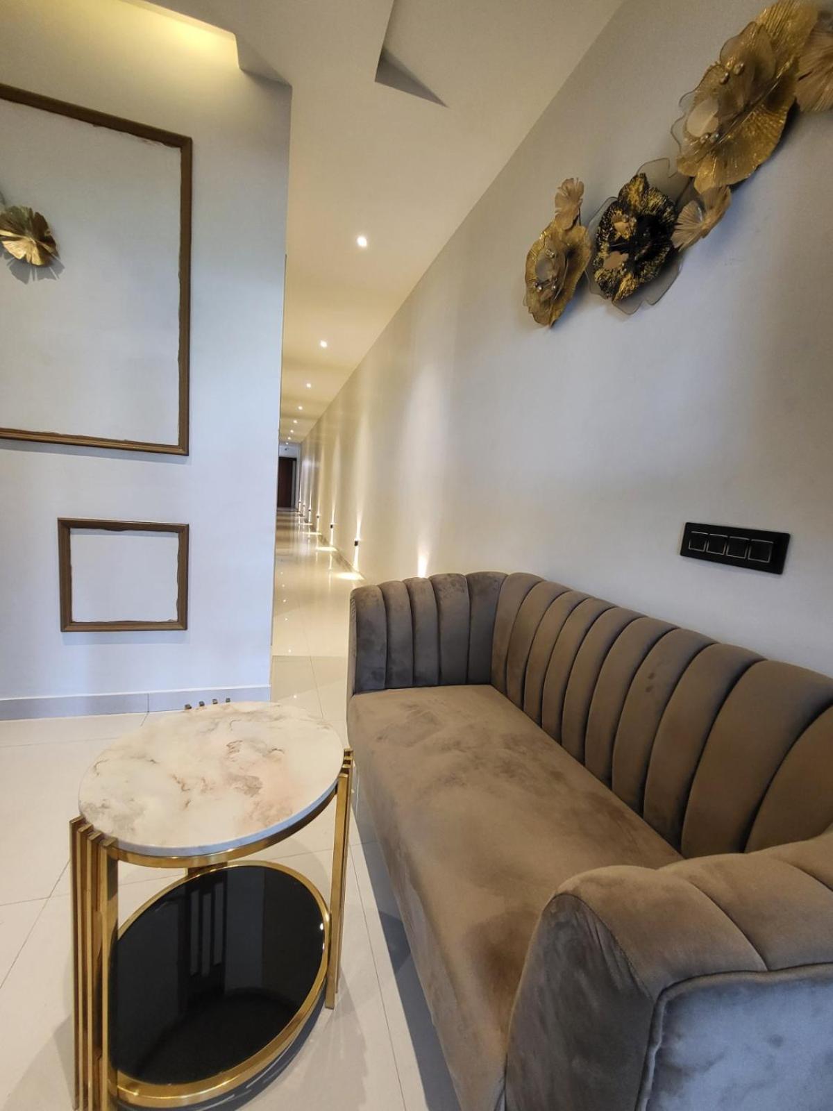 Shehnai Hotel And Banquet Hisār Εξωτερικό φωτογραφία